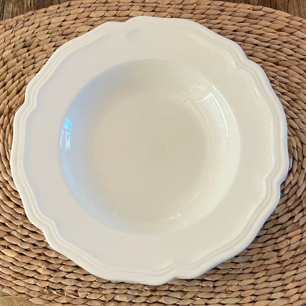 Williams Sonoma Soup/Salad Bowl Set